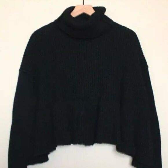 Free people layer cake turtleneck ruffled flowy sweater - Picture 3 of 5